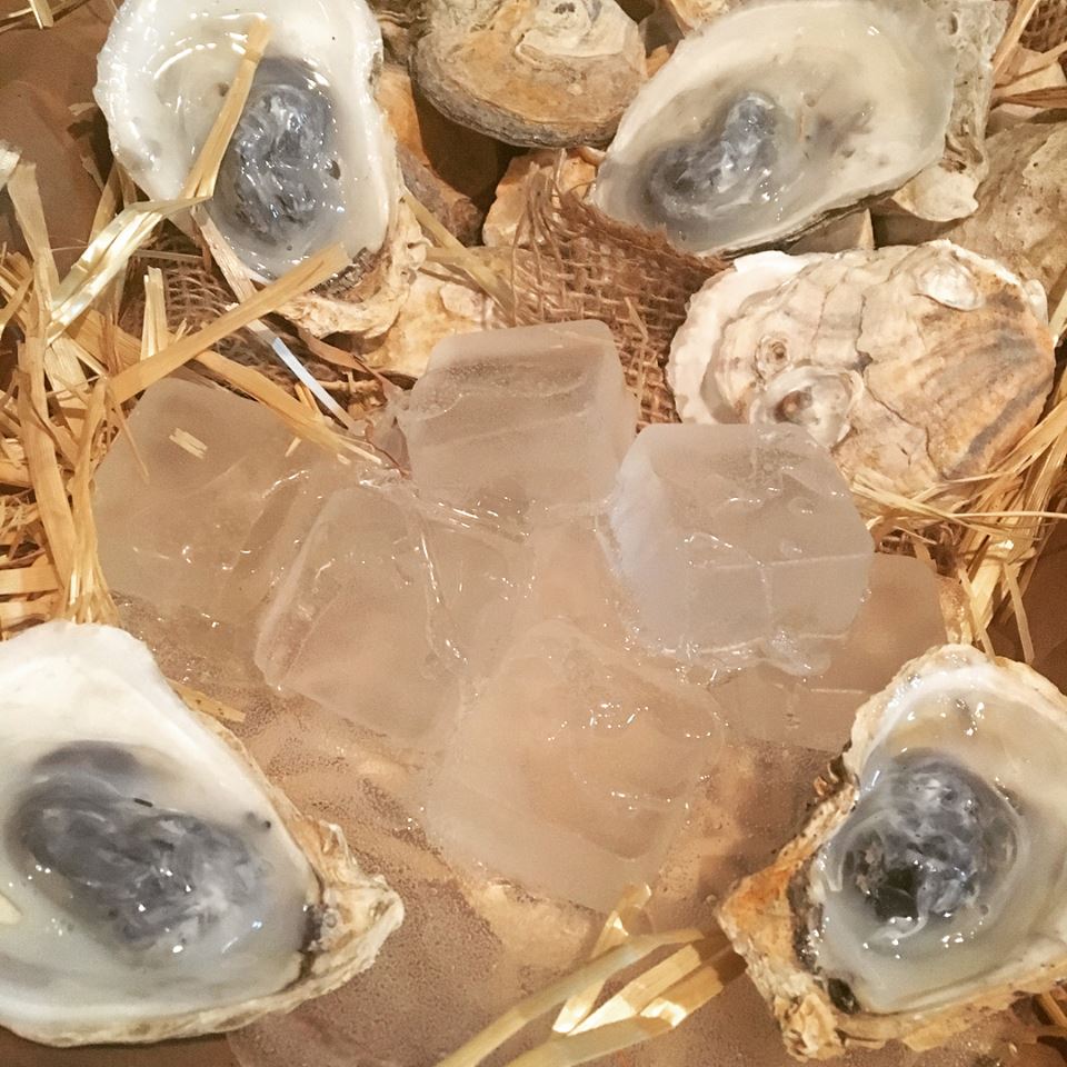 Historic faux food; Historic fake food; ice; oyster