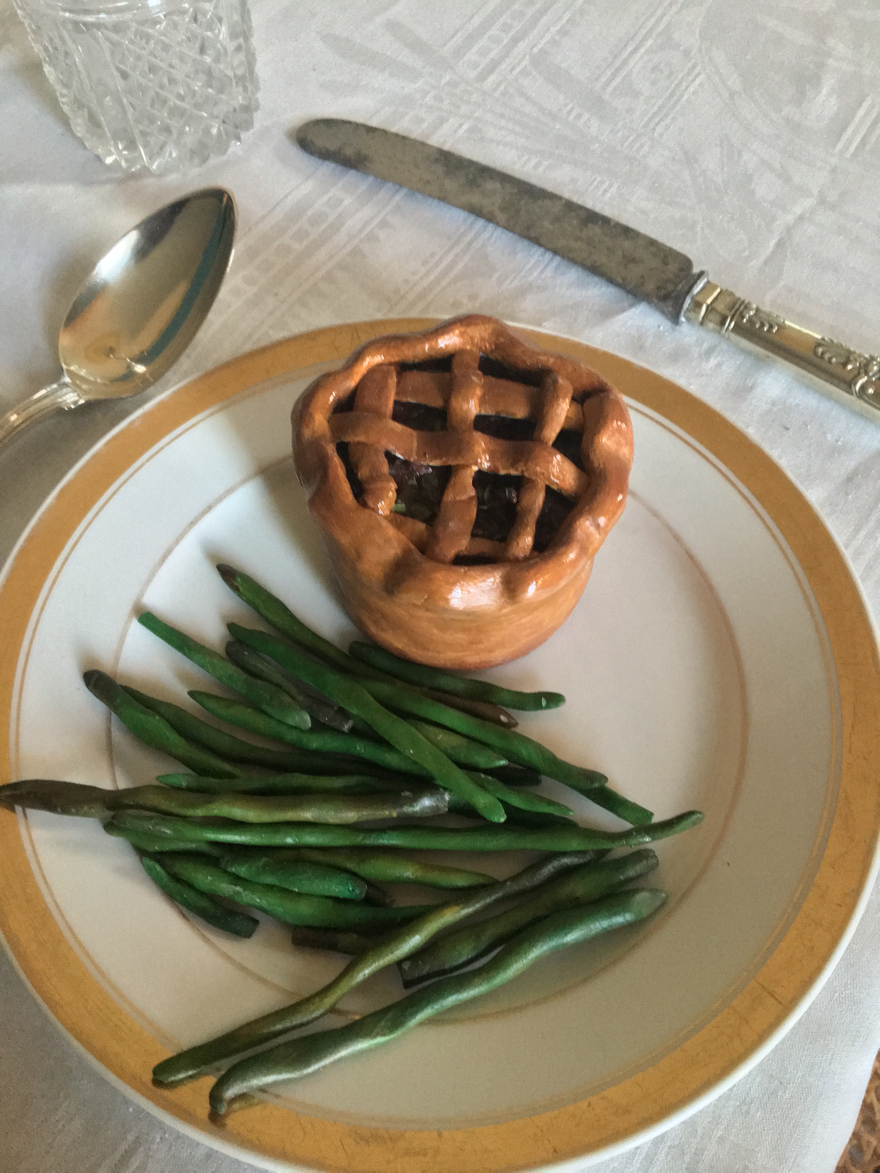 Historic faux food; Historic fake food; beans; meat pie